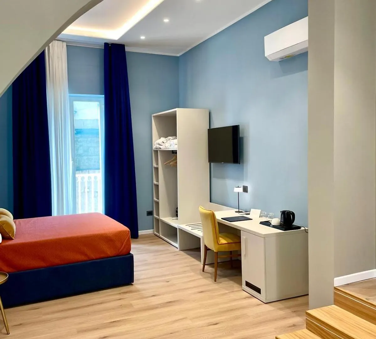 Guest house Home 109 Luxury Rooms Naples Italy